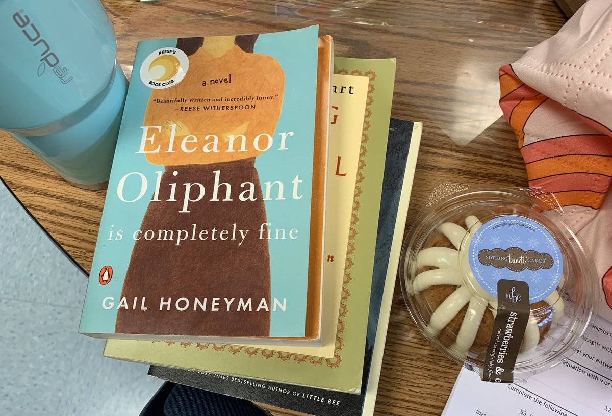 thanks-campbell_pta-for-the-delicious-bundt-cake-and-books-i-cant-wait-to-read-them-at-the-pool-this-summer-%f0%9f%98%8e-https-t-co-vtkxjtxcah